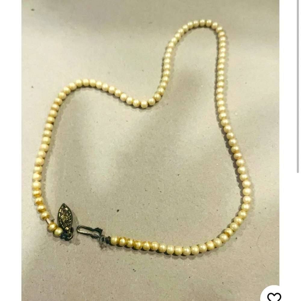 Vintage money pearl necklace “16